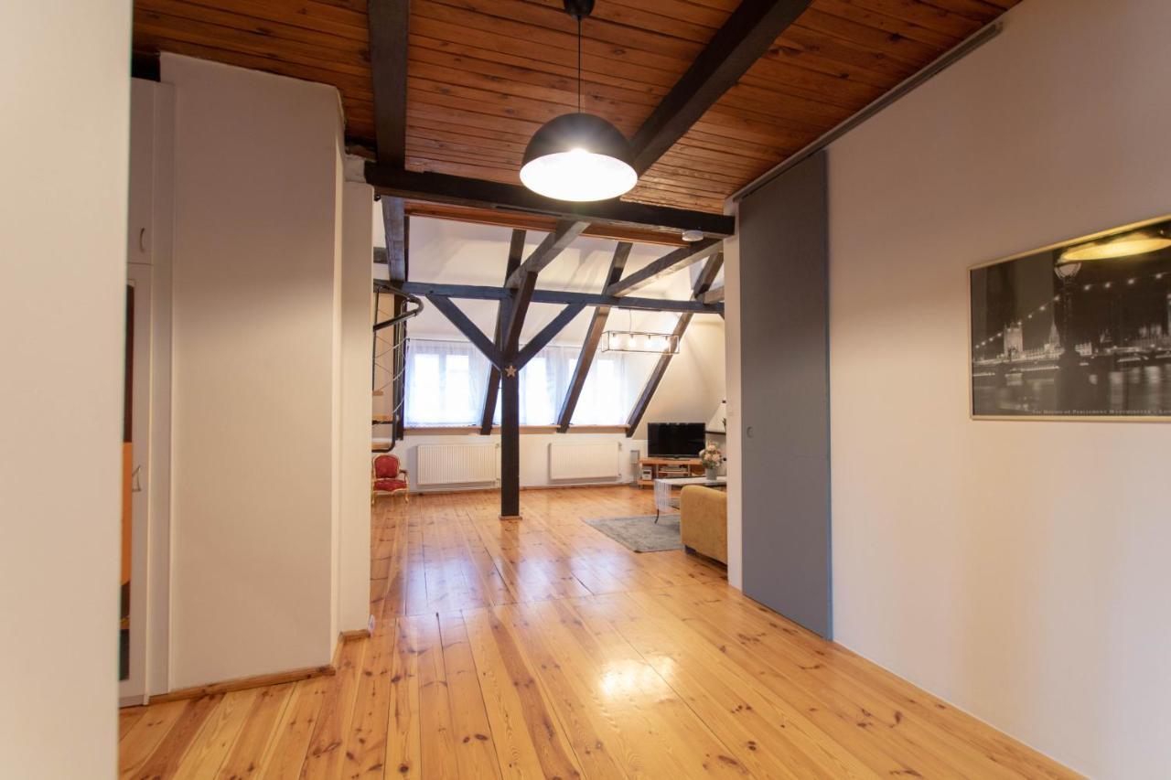 Stary Toruń Rose Old Town Apartment מראה חיצוני תמונה